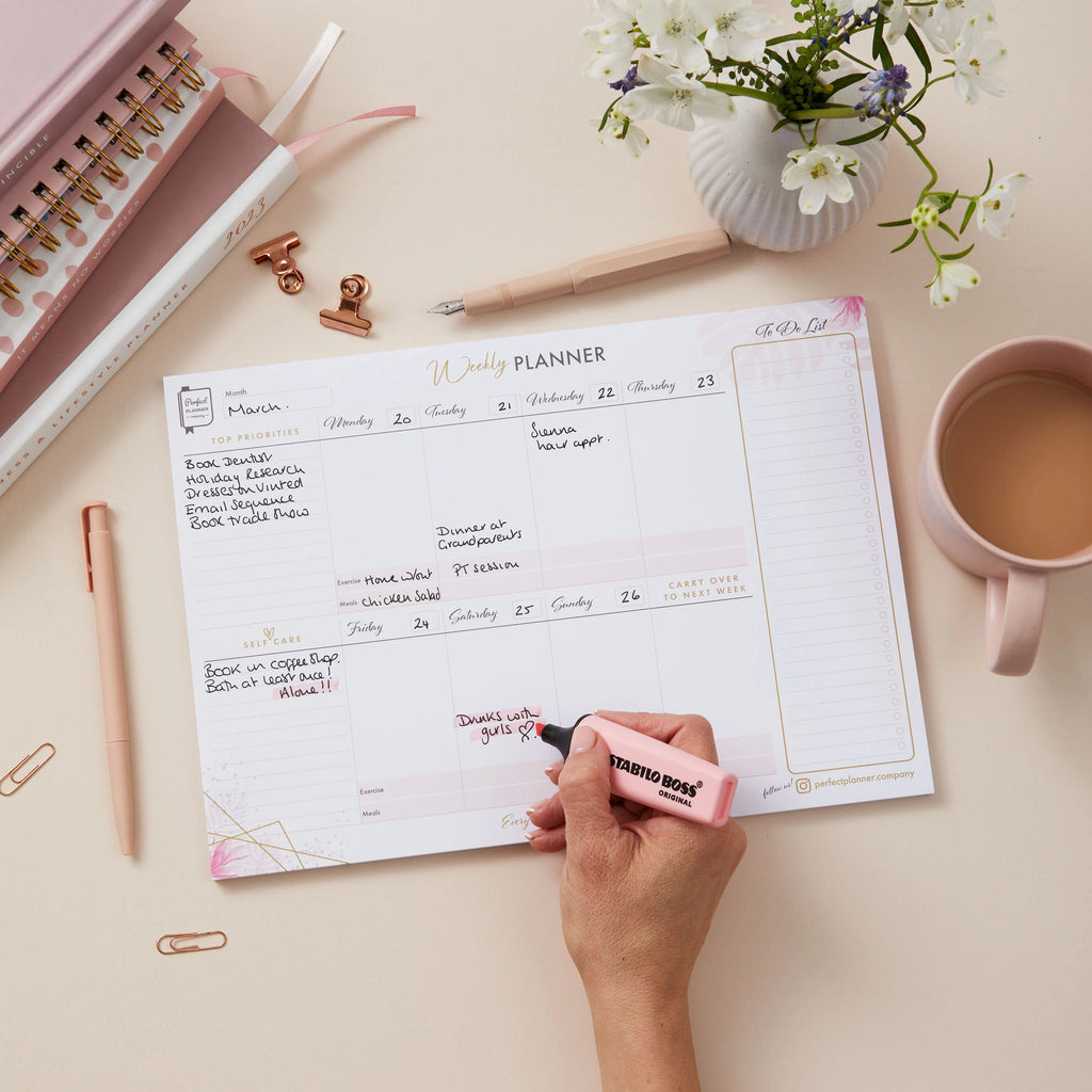 Weekly Planner Desk Pad image 1